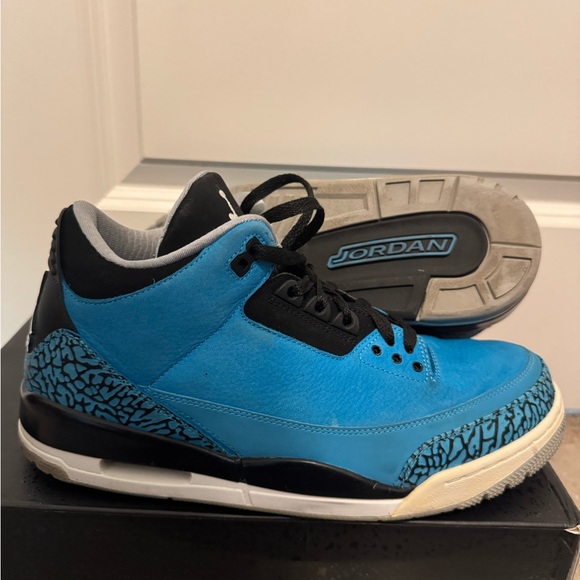 Authentic Jordan 3 powder blue retro Sneakers in Blue and Black - Picture 1 of 7